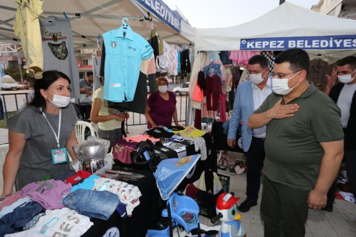 Kepez&rsquo;in &lsquo;getir sat&rsquo; ve &lsquo;indirimli alışveriş &ccedil;arşıları&rsquo; a&ccedil;ıldı