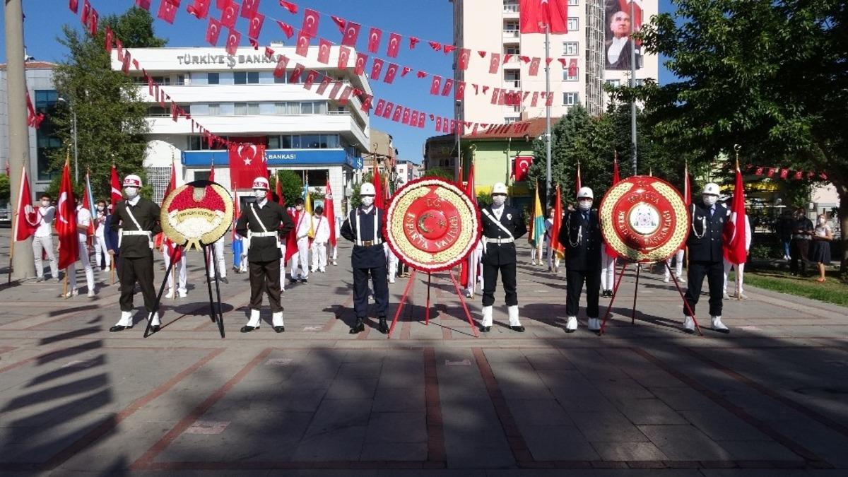 Isparta&rsquo;da 30 Ağustos Zafer Bayramı t&ouml;renle kutlandı