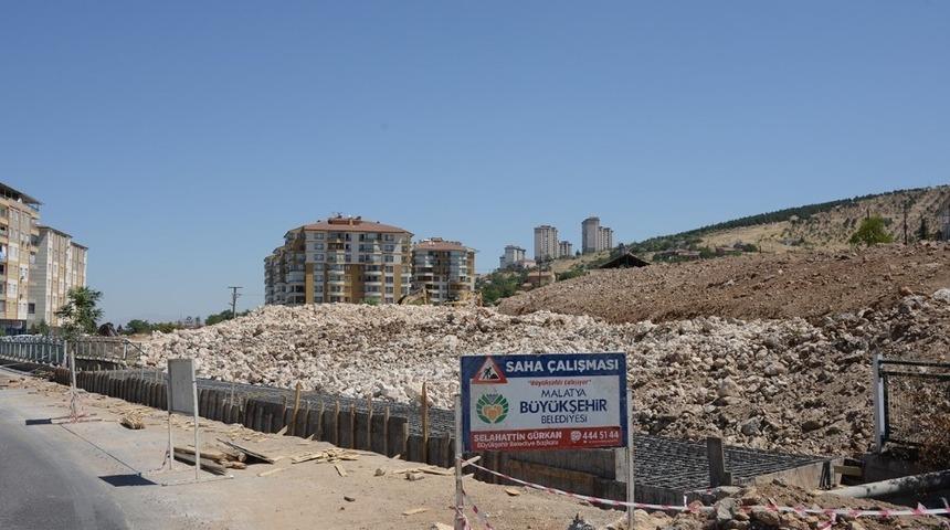 Derme Kanalı&rsquo;nın &uuml;zeri kapatılıyor