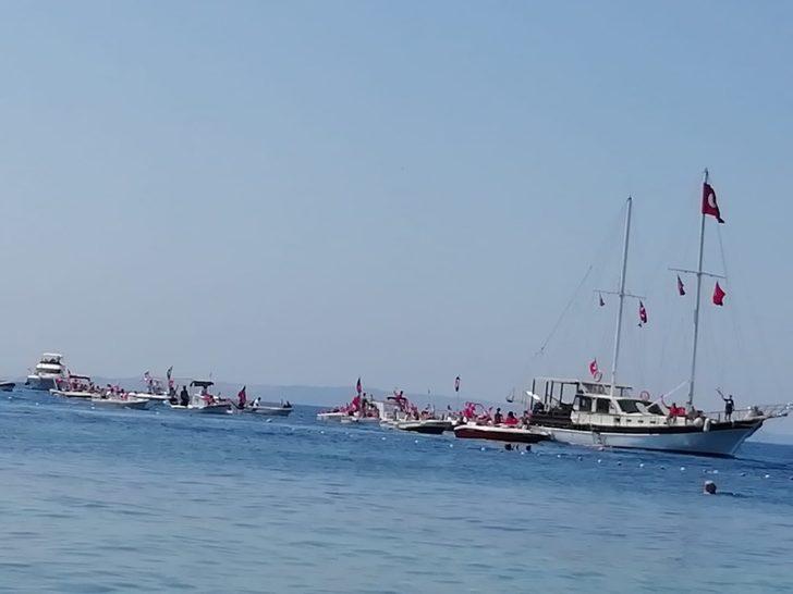 Avşa’da 30 Ağustos tekneler ile kortej eşliğinde kutlandı G1