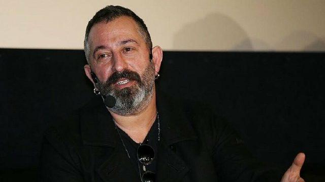 Cem Yılmaz’dan 30 Ağustos paylaşımı: Fikri hür, vicdanı hür insanlar...