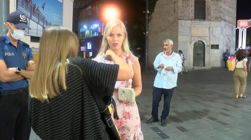 İstiklal Caddesi'nde maske denetimi