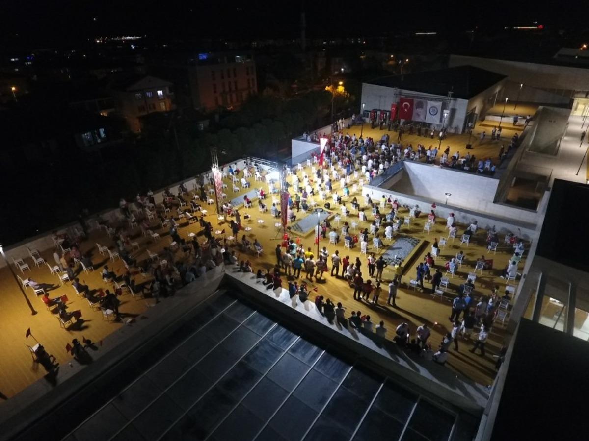 Muğla B&uuml;y&uuml;kşehir ailesi 30 Ağustos&rsquo;u kutladı