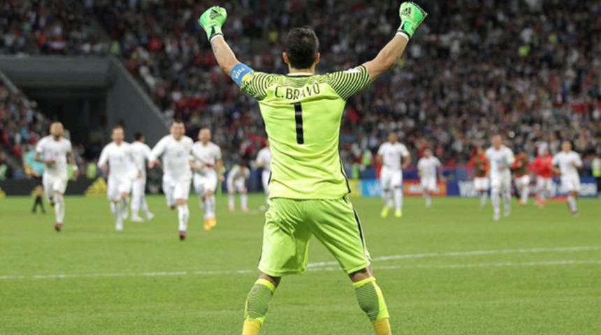 Claudio Bravo, Manchester City'den ayrıldı