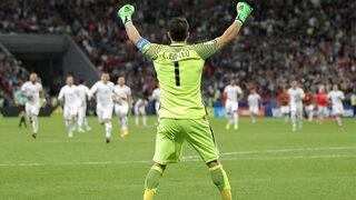 Claudio Bravo, Manchester City'den ayrıldı