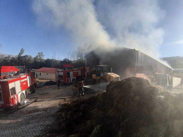 140 ton saman yandı G2