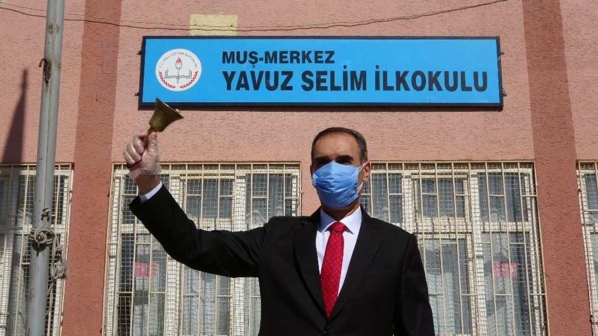 Muş&rsquo;ta ilk ders zili &ccedil;aldı