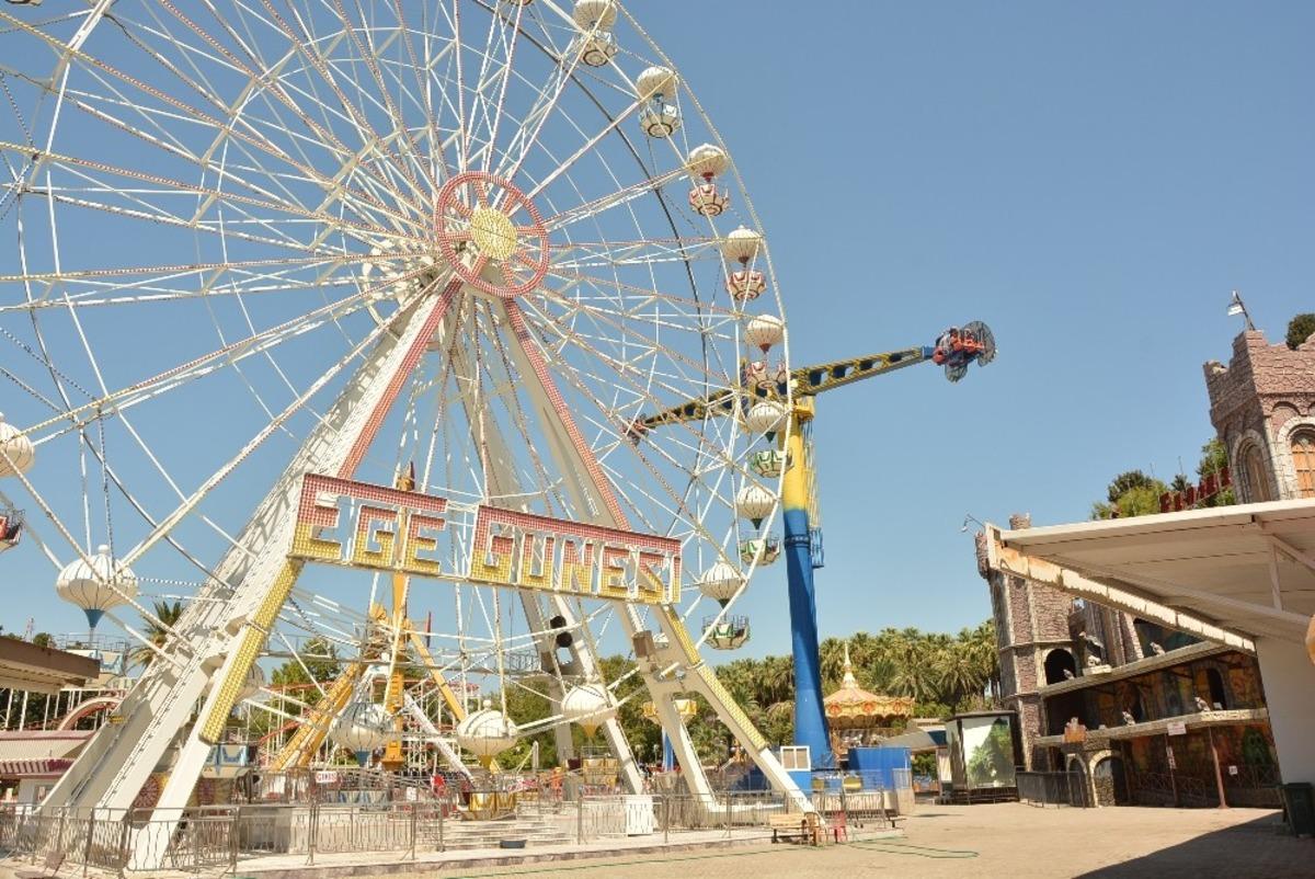İzmirlilerin lunapark &ouml;zlemi bitmiyor
