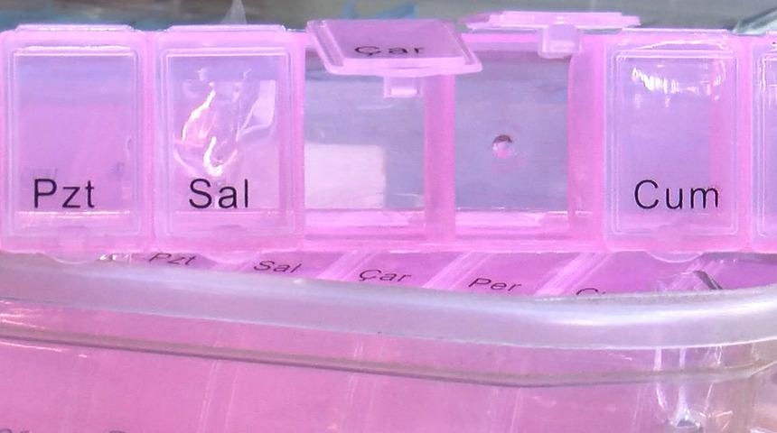 Milyonlarca kişinin kullandığı ilaç saklama kapları tehlike saçıyor 