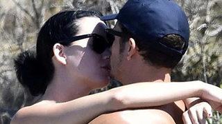 Orlando Bloom çırılçıplak tatil yaptı