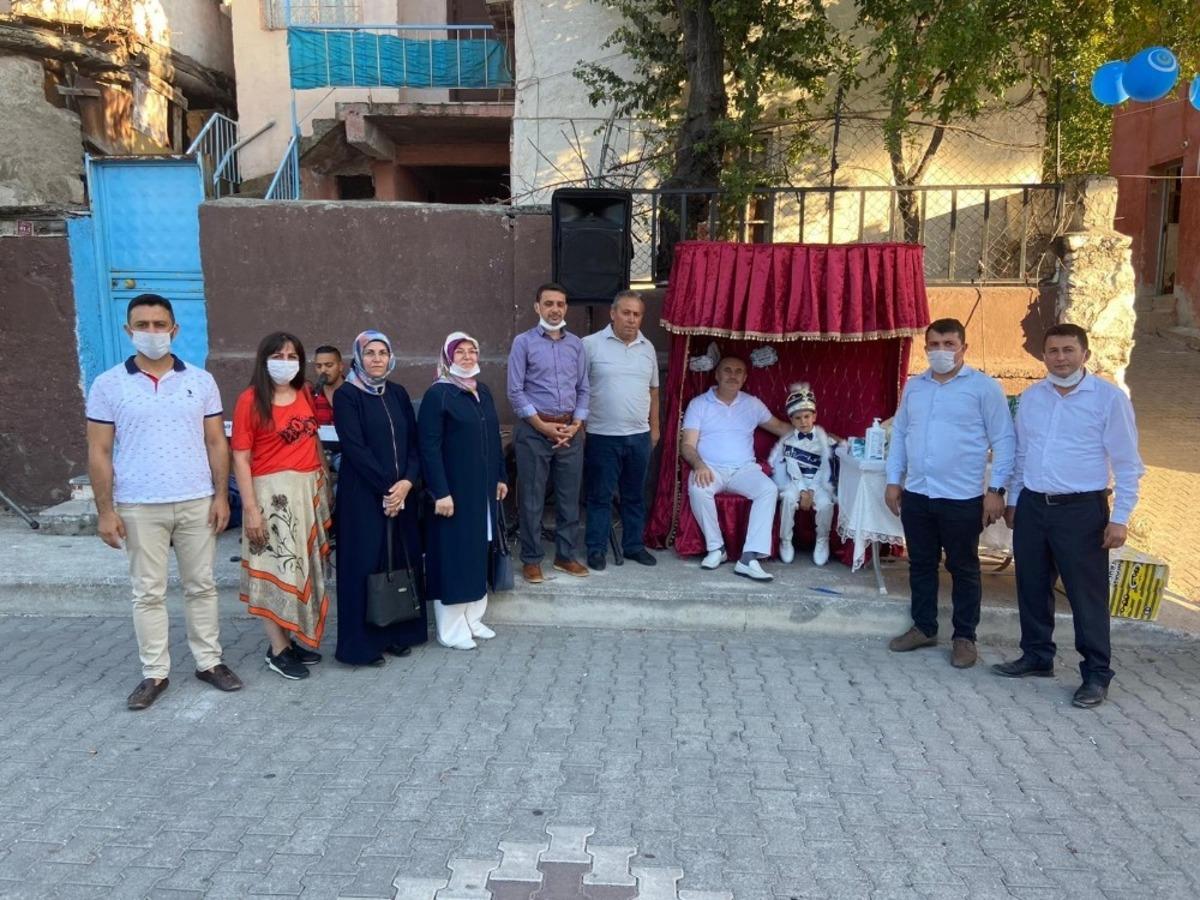 Başkan Kesmekaya&rsquo;dan minik Yiğit&rsquo;e b&uuml;y&uuml;k jest