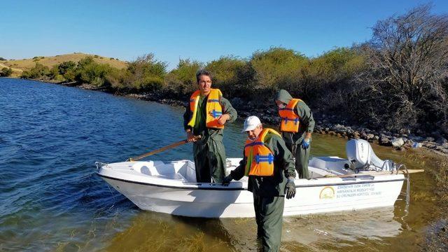 Dutluca göletinde kaçak kerevit avına müdahale