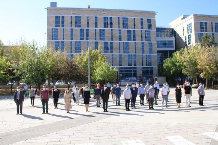 İlk ders zilini Milli Eğitim Müdürü Celalettin Ekinci çaldı G5