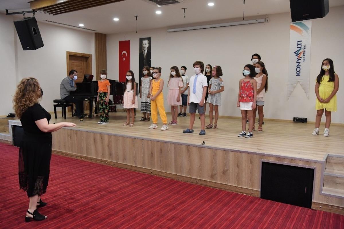 Konyaaltı Belediyesi M&uuml;zik Akademisi gen&ccedil; yetenekler arıyor