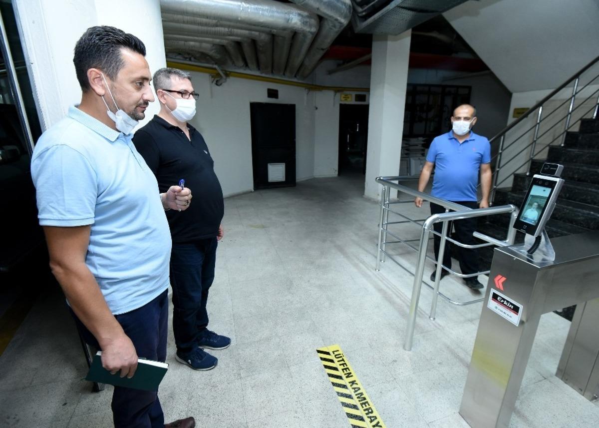 Karatay Belediyesine TSE Covid-19 g&uuml;venli hizmet belgesi