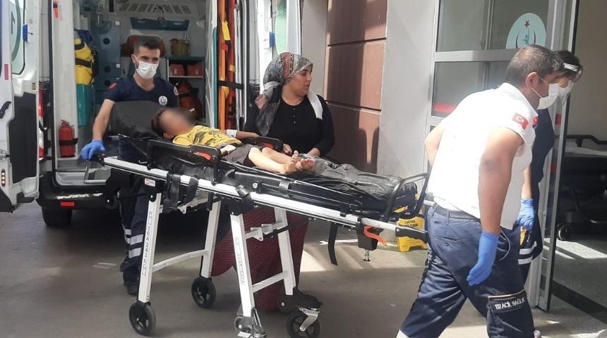 2. kattan d&uuml;şen &ccedil;ocuk yaralandı