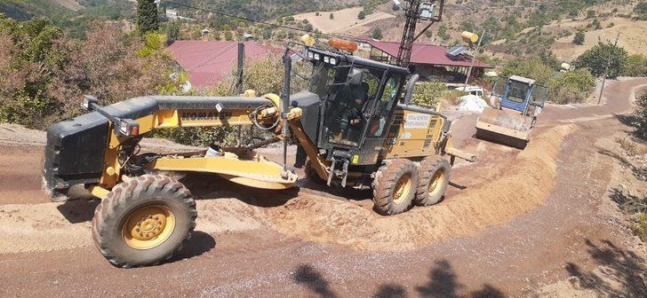 Alanya Çamlıca yolu asfalta hazırlanıyor G3