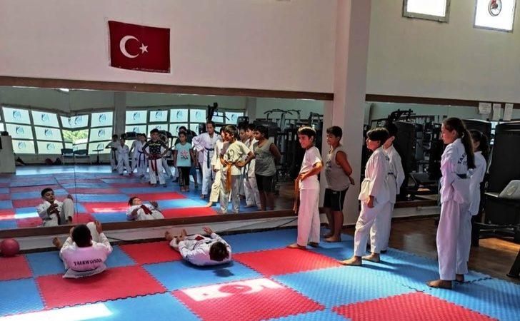 Yunusemre’de 9 branşta antrenmanlara devam ediliyor G2
