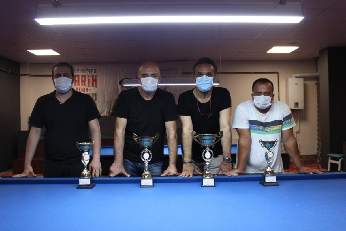 Bilardo Zafer Kupasının sahibi Savaş Bulut