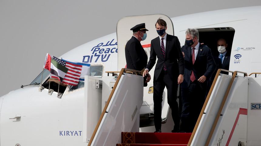 D&uuml;nyanın kilitlendiği u&ccedil;ak iniş yaptı!