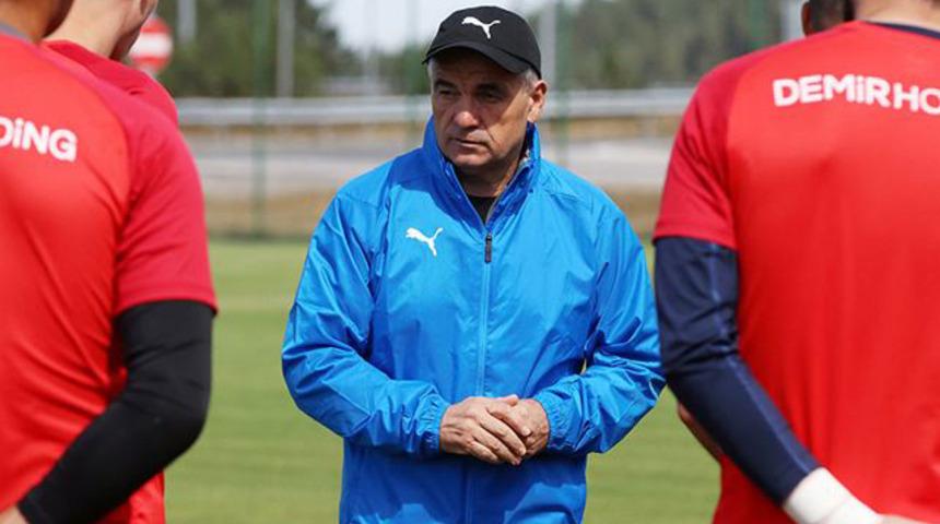 Rıza Çalımbay: Avrupa'da çok kritik maçlar oynayacağız