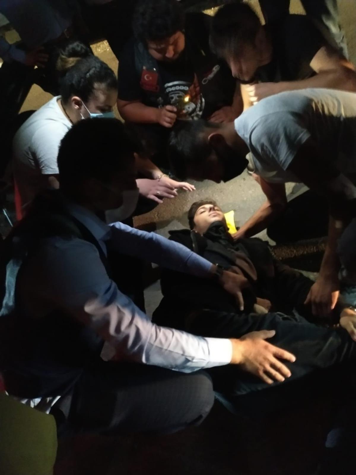 Otomobil ile motosiklet &ccedil;arpıştı; 1 yaralı