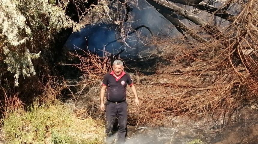 Yeşilhisar&rsquo;da &ccedil;ıkan yangında ağa&ccedil;lar k&uuml;l oldu