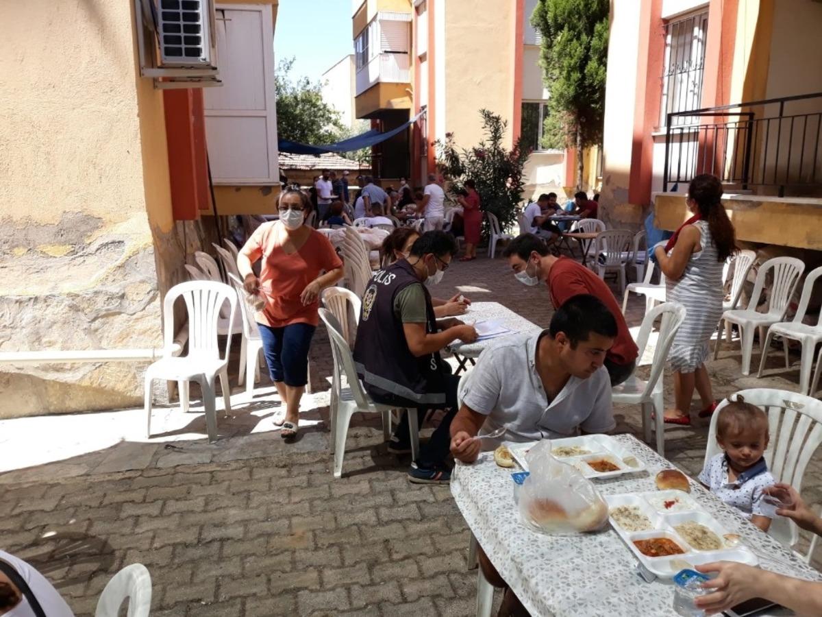 Milas&rsquo;taki etkinliklerde Kovid-19 denetimi devam ediyor