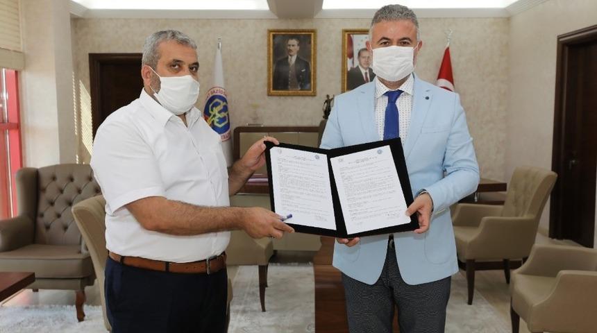 Tokat Gaziosmanpaşa &Uuml;niversitesine &rsquo;Gen&ccedil; Ofis&rsquo; a&ccedil;ılacak