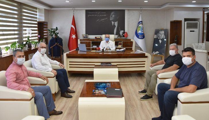 Salihli Belediyespor, Ferudun Yarkın ile yeniden anlaştı G3