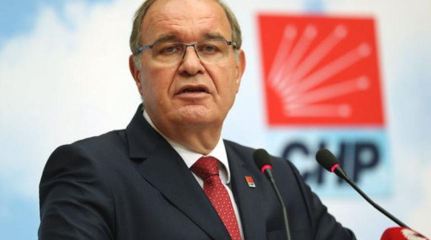 Anıtkabir'de atılan 'Erdoğan' sloganlarına CHP'den tepki: Atamızın kabrine, edep, adap bilmeyen bu holiganları kim dolduruyor?