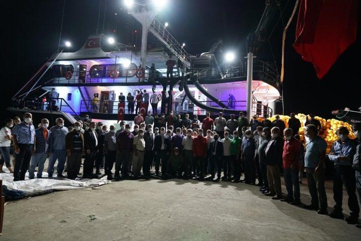 Termeli balıkçılar sezonu açtı: "Vira Bismillah" G2