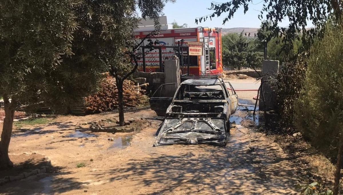 Alev alan otomobil k&uuml;le d&ouml;nd&uuml;