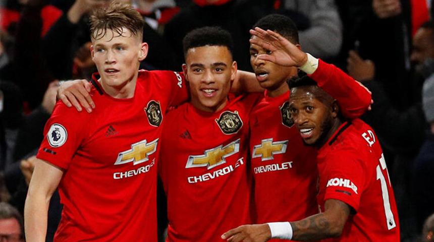 Galatasaray Manchester United'dan Fred'i istiyor