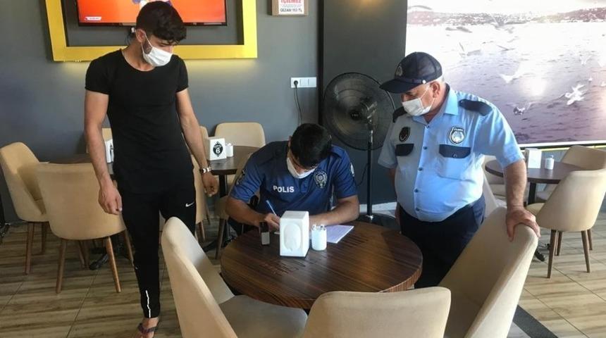 Kilis&rsquo;te Covid-19 denetimi s&uuml;r&uuml;yor