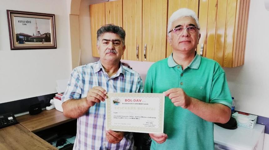 İHA muhabirine teşekk&uuml;r belgesi