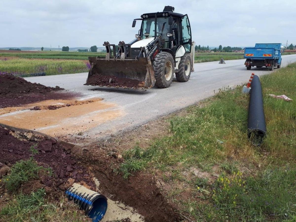 &Ccedil;ift&ccedil;ilerin baraj sularından yararlanması i&ccedil;in belediye &ccedil;alışıyor