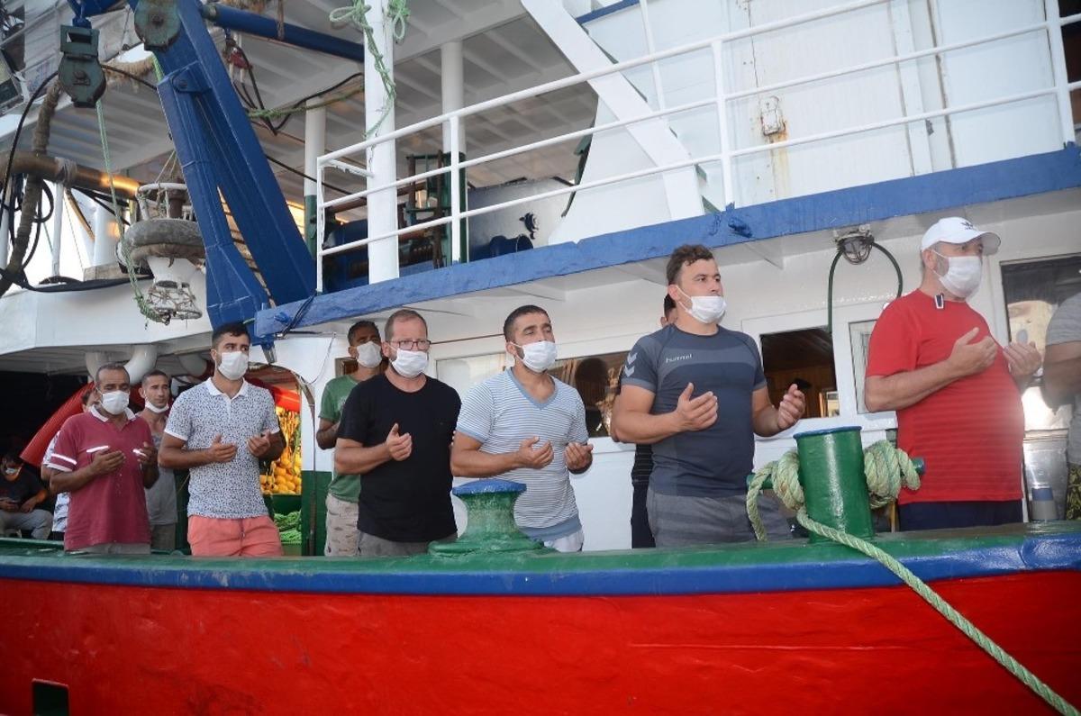 Kuşadası&rsquo;nda balık avı sezonu başladı
