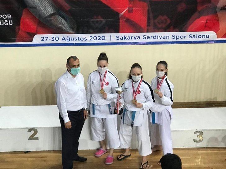 Denizlili kızlar Kata’da Türkiye şampiyonu oldu G1