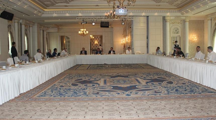 Van&rsquo;daki iş d&uuml;nyası Kapık&ouml;y G&uuml;mr&uuml;k Kapısının a&ccedil;ılmasını istiyor