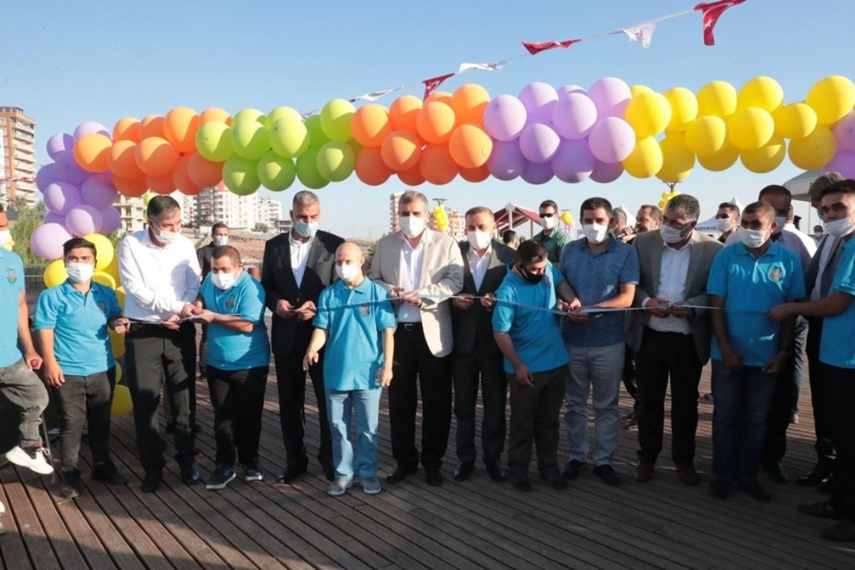Şanlıurfa&rsquo;da Engelsiz Down Cafesi hizmette