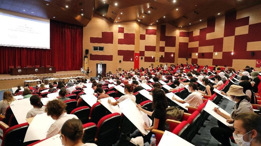 Özel yetenek sınavına, öğrenci adaylarından yoğun ilgi
