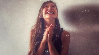 Neslihan Atagül'ün 2 milyon sevinci