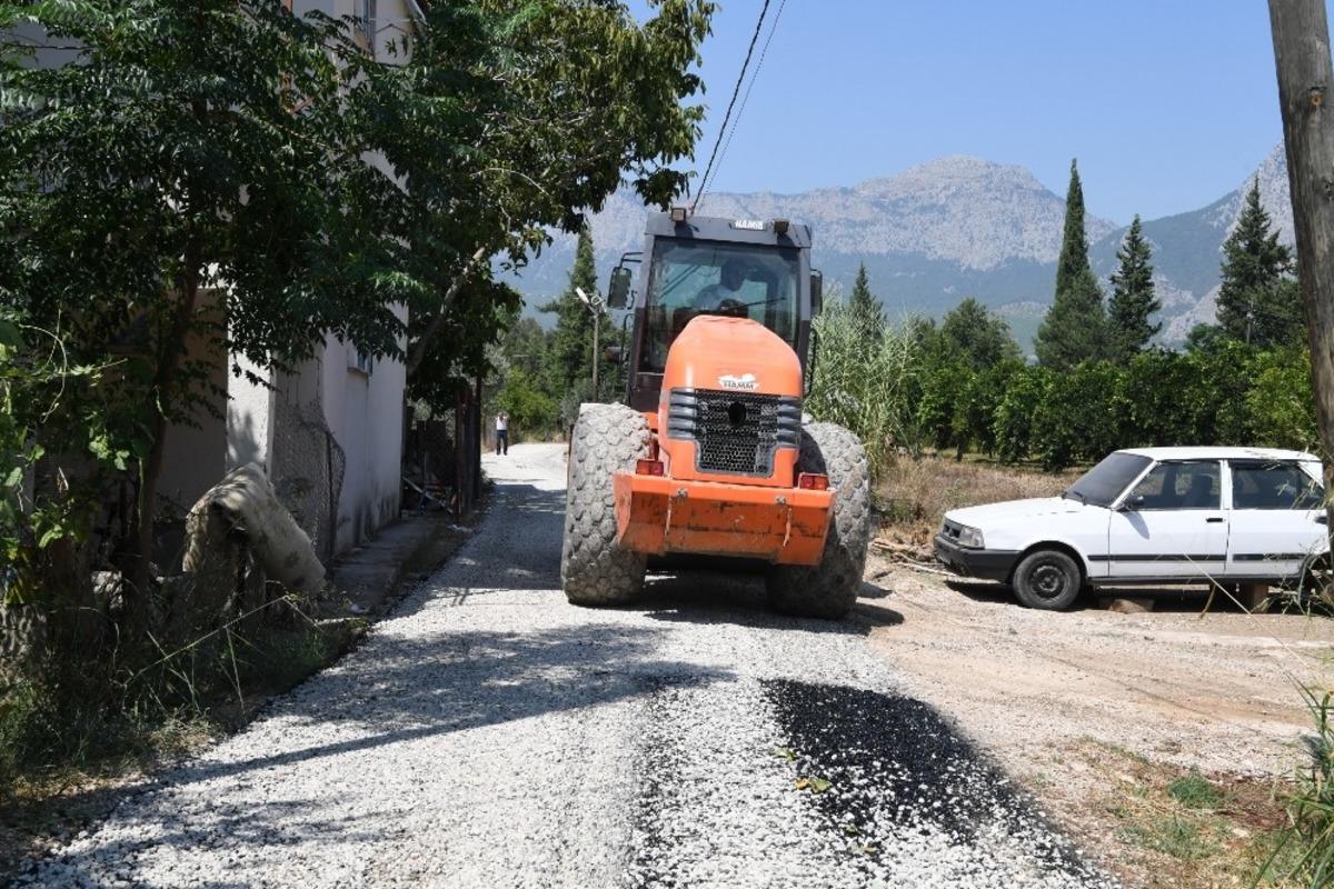 Karatepe Mahallesi&rsquo;nde cadde ve sokaklar asfaltlandı