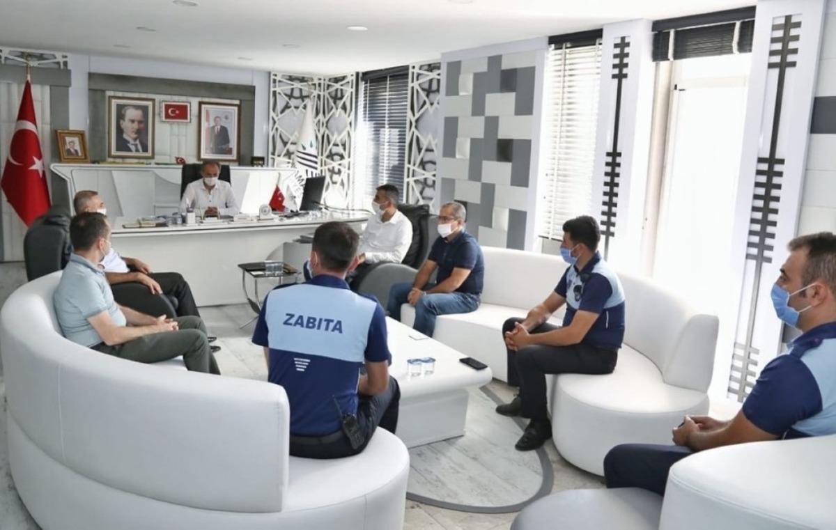 Kılın&ccedil;, zabıta personelinin g&uuml;n&uuml;n&uuml; kutladı