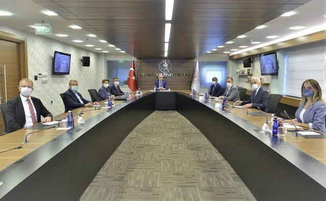 Kütahya heyeti Ankara’da bakanlarla görüştü