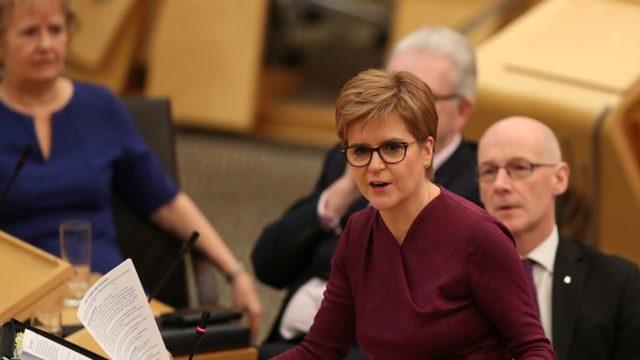 İskoçya Yeniden Bağımsızlık Referandumu İstiyor