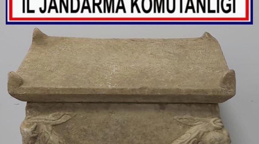 Afyonkarahisar’da otomobilde lahit ele geçirildi