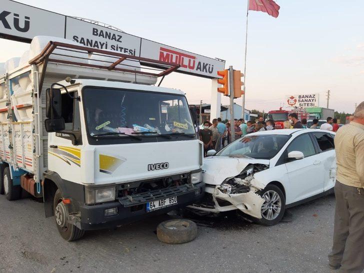Uşak’ta trafik kazası; 5 yaralı G4