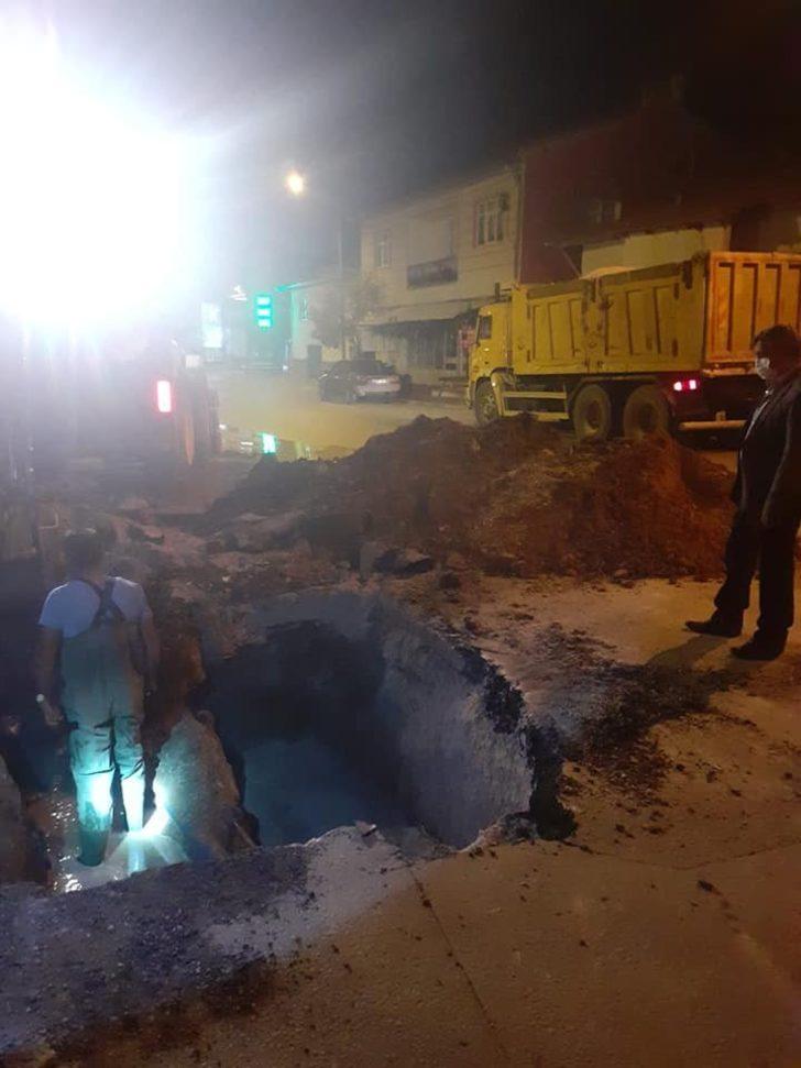 Gece yarısı su arızası için seferber oldular G3